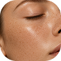<p>The Anti-Aging&nbsp;<br/>FACIAL</p>